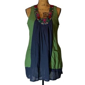 Sleeveless Casual Floral Embroidered Tunic Top by Voile Green & Blue Size Large